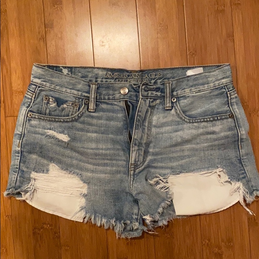American Eagle hi-rise festival shorts